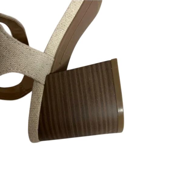 Old Navy Slingback Chunky Heel Sandal Shoes 10 Natural Beige New with Tags - Picture 8 of 13